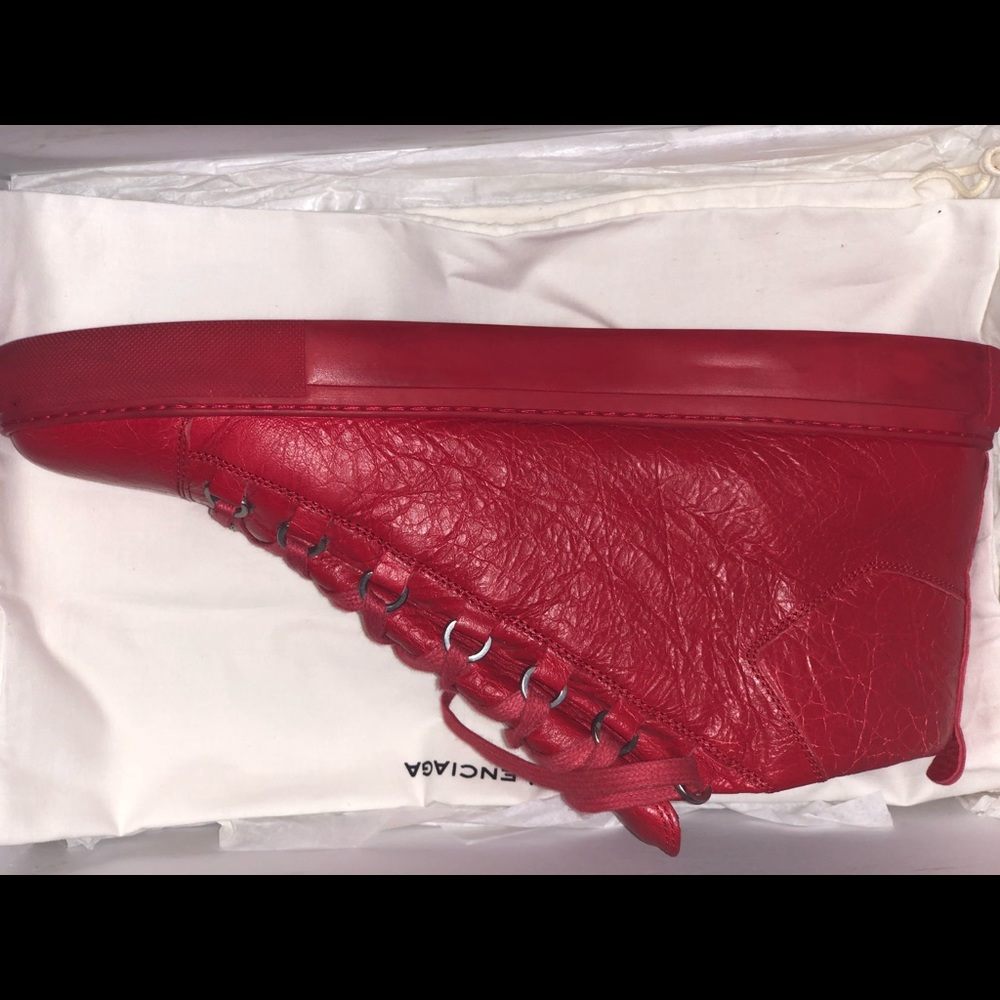 Balenciaga Arena high top in Red